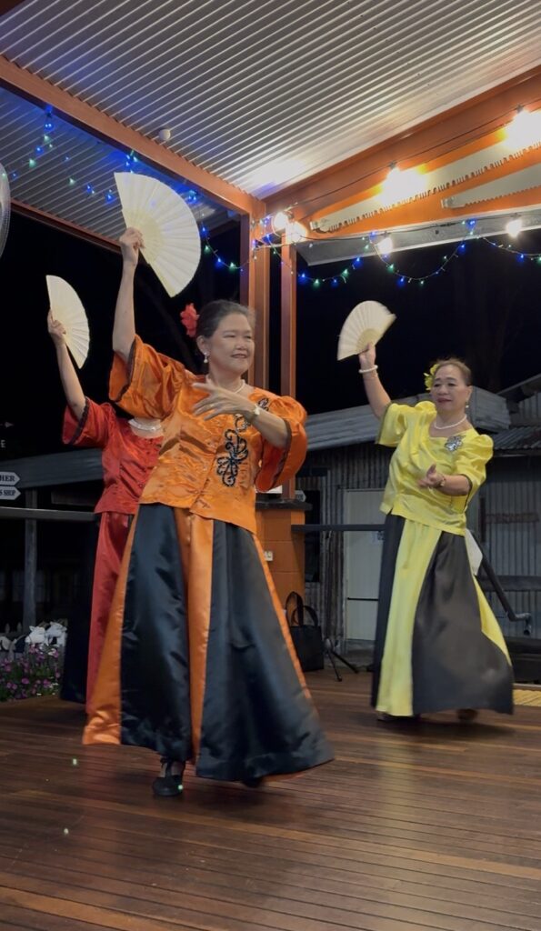 Filipino dancers